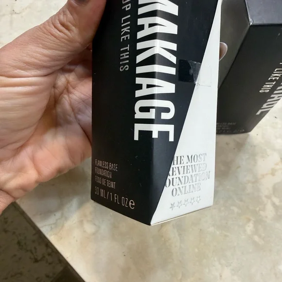 IL MAKIAGE Original Natural Matte Foundation - Cream 2 bottles
